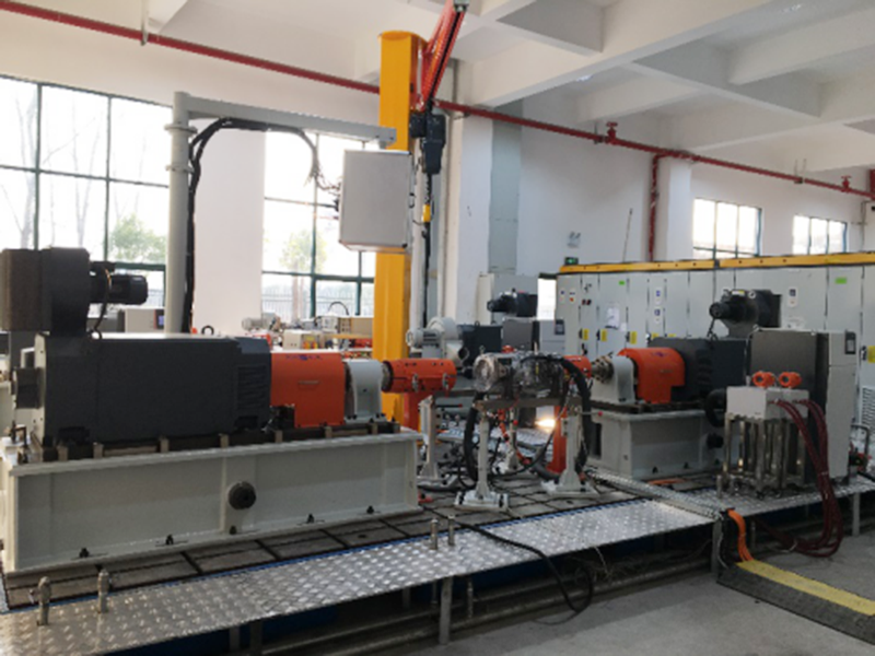 鸭博体育中国有限责任公司机电工厂试验室 新能源汽车试验台架